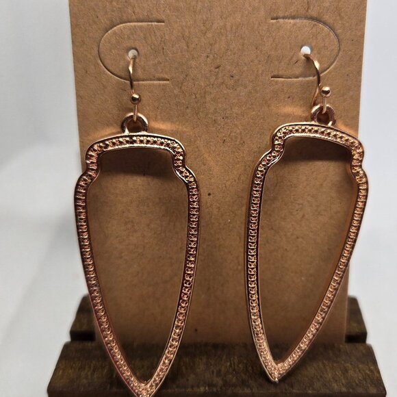 5 Pairs Marlyn Schiff / Kendra Scott style earrings - Picture 5 of 6